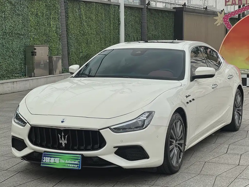 Maserati Ghibli