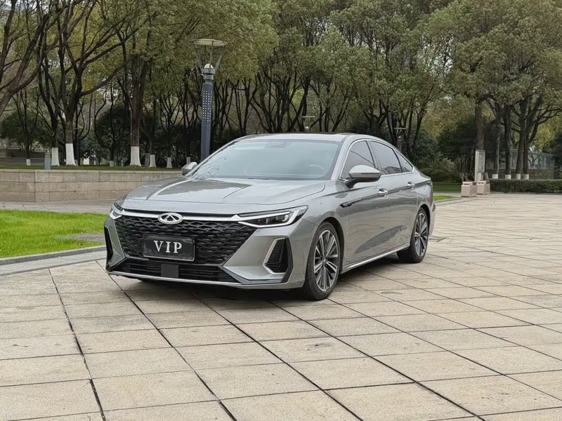 Chery Arrizo 8