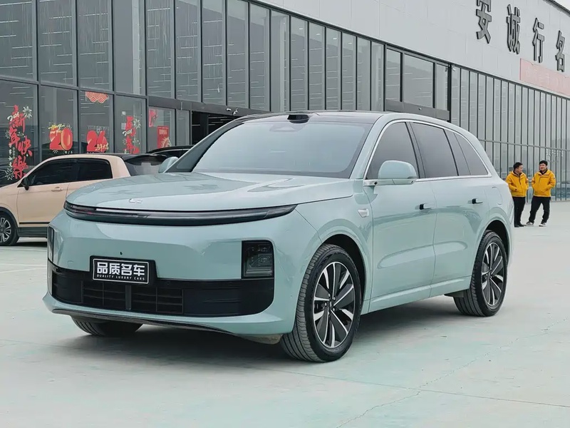 Li Auto L6