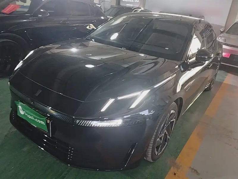 Lynk & Co 07