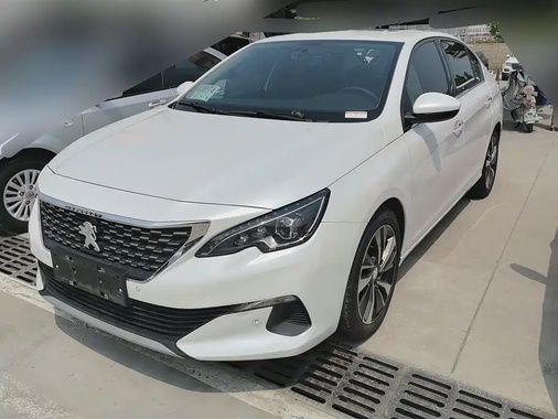 Peugeot 408 2021