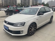 Volkswagen Sagitar 2015