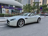 Aston Martin Vantage 2011