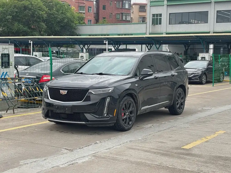 Cadillac XT6