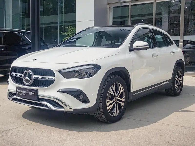 Mercedes-Benz GLA-Class