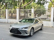 Lexus ES 2021
