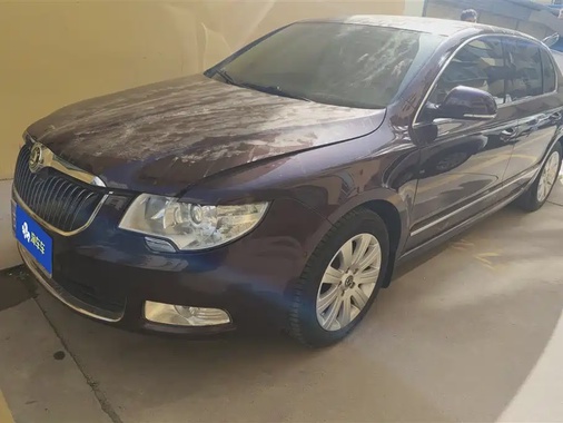 Skoda Superb 2012