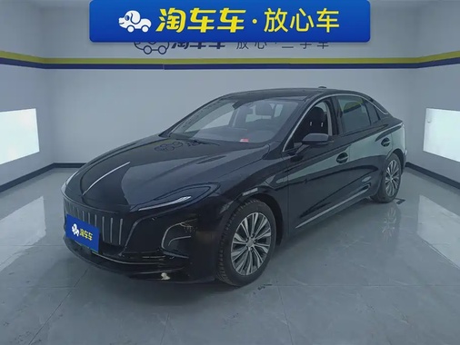 Hongqi E-QM5 2023