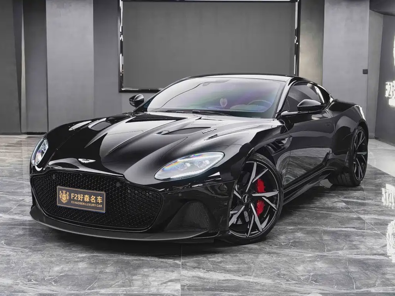 Aston Martin DBS