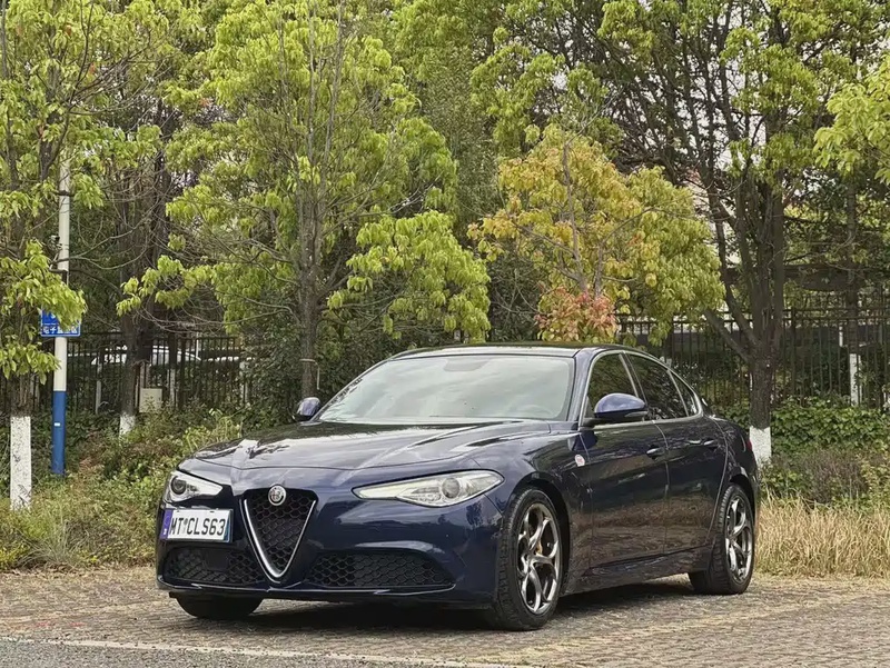 Alfa Romeo Giulia