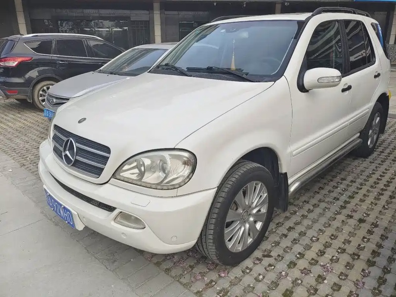 Mercedes-Benz M-Class