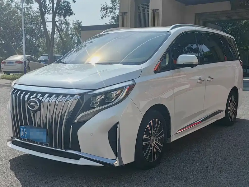 GAC M8