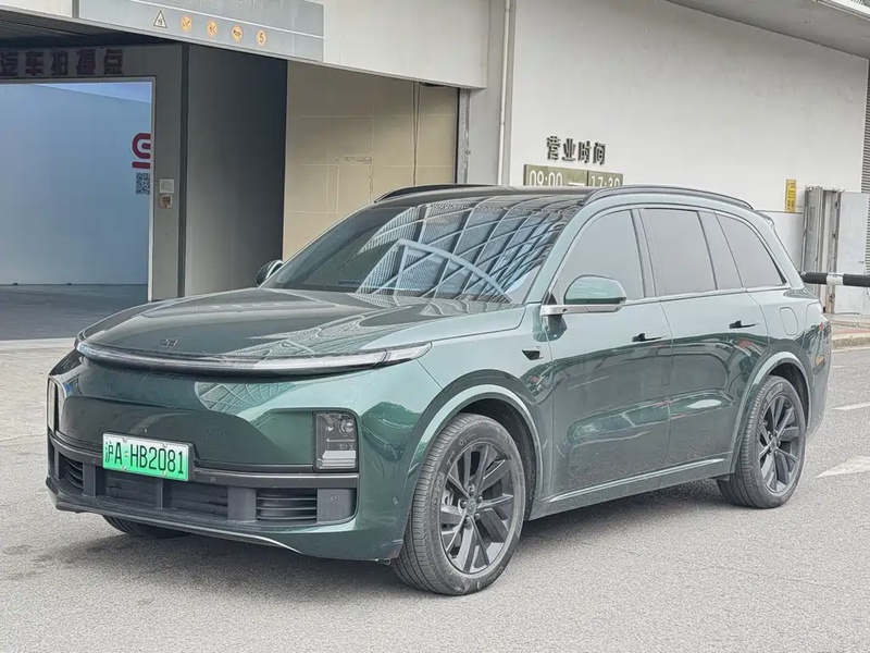 Li Auto L8