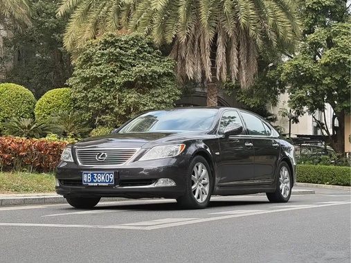 Lexus LS 2008
