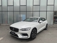 Volvo V60 2025
