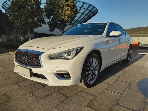 Infiniti Q50 2019
