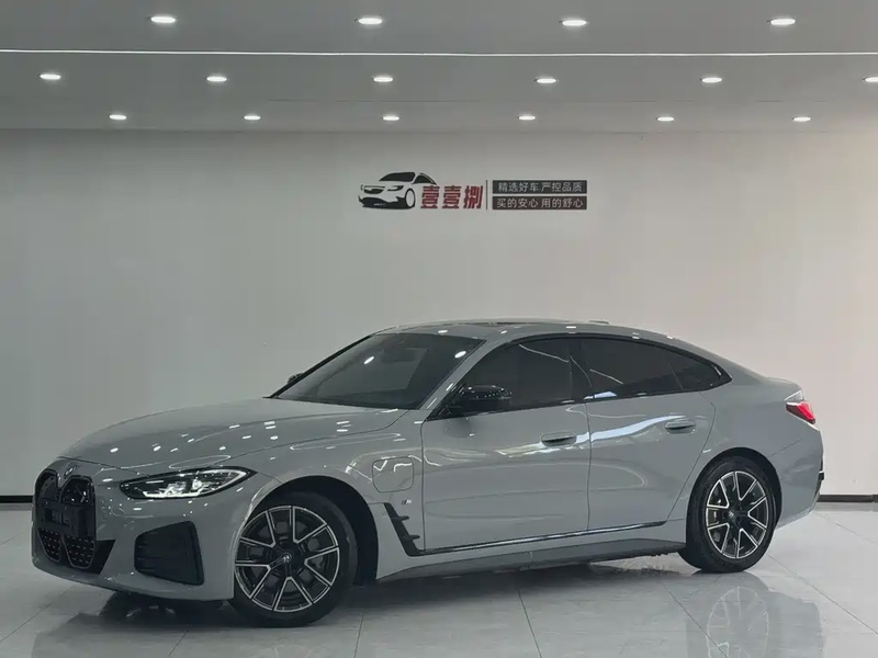 BMW i4
