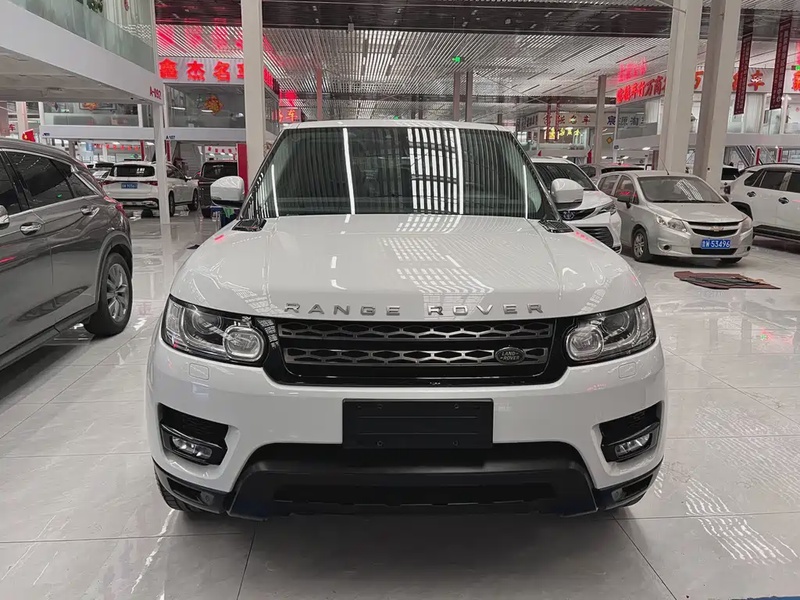 Land Rover Sport