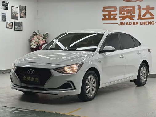Hyundai Elantra 2021
