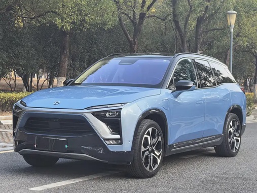 NIO ES8 2018