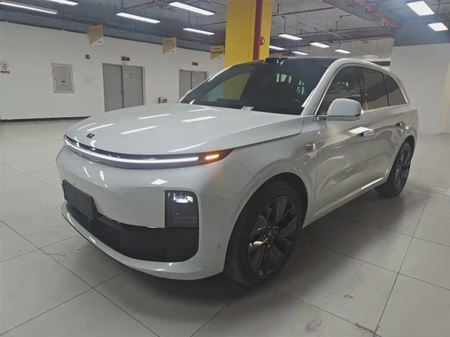 Li Auto L6 2024