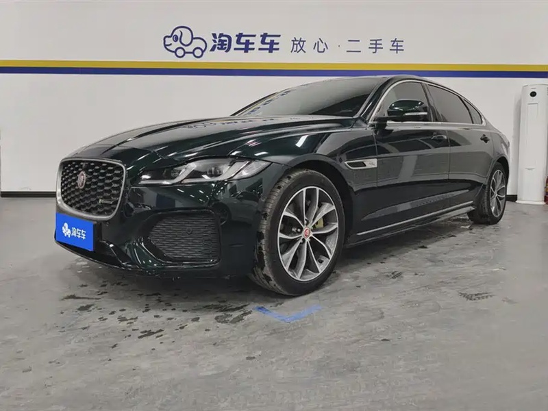 Jaguar XF
