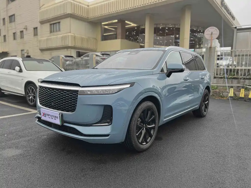 Li Auto ONE