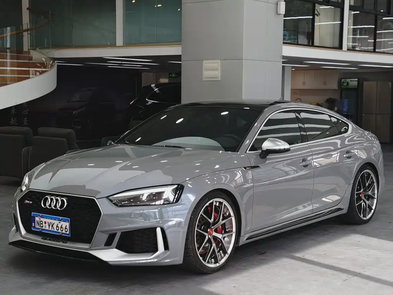Audi RS5