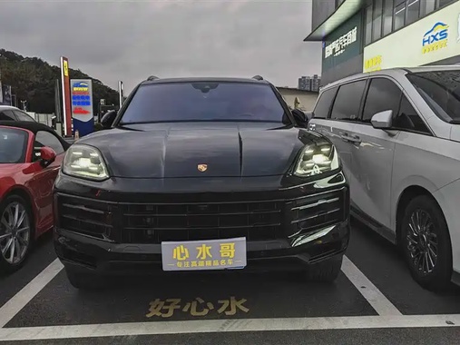 Porsche Cayenne 2024