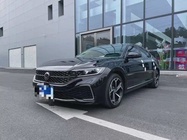 Volkswagen Passat 2023