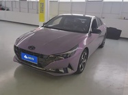 Hyundai Elantra 2022