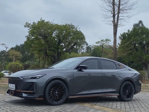 Changan UNI-V 2023