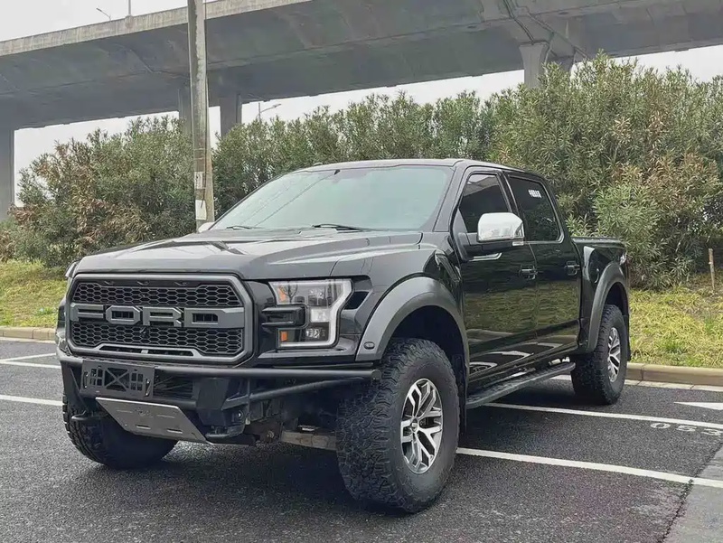 Ford F-150 Raptor