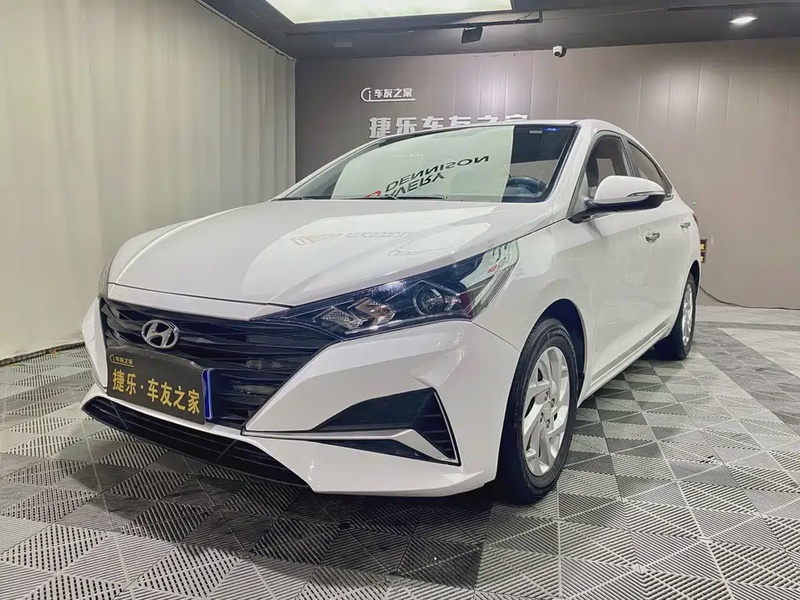Hyundai Verna