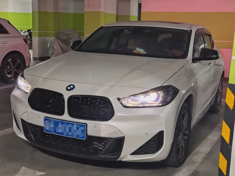 BMW X2