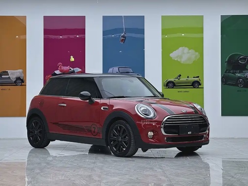 MINI Other 2019