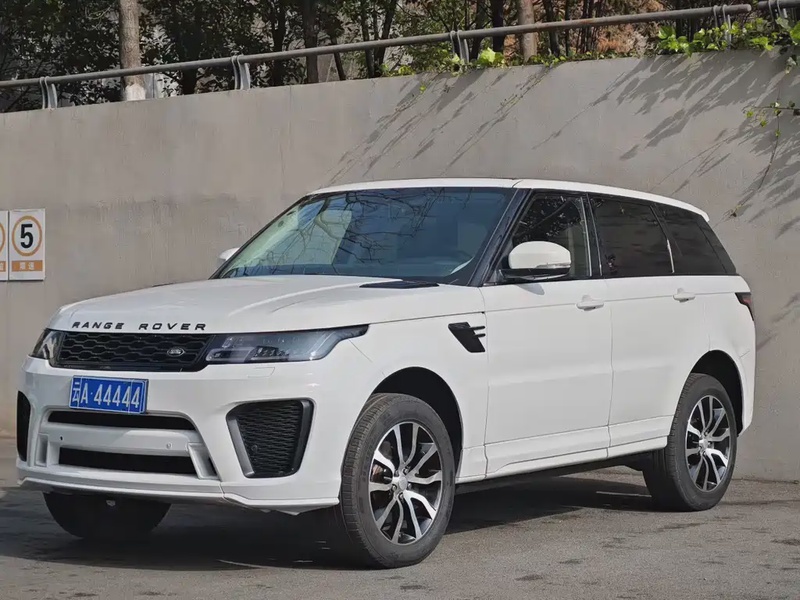 Land Rover Sport