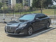 Toyota Crown 2016