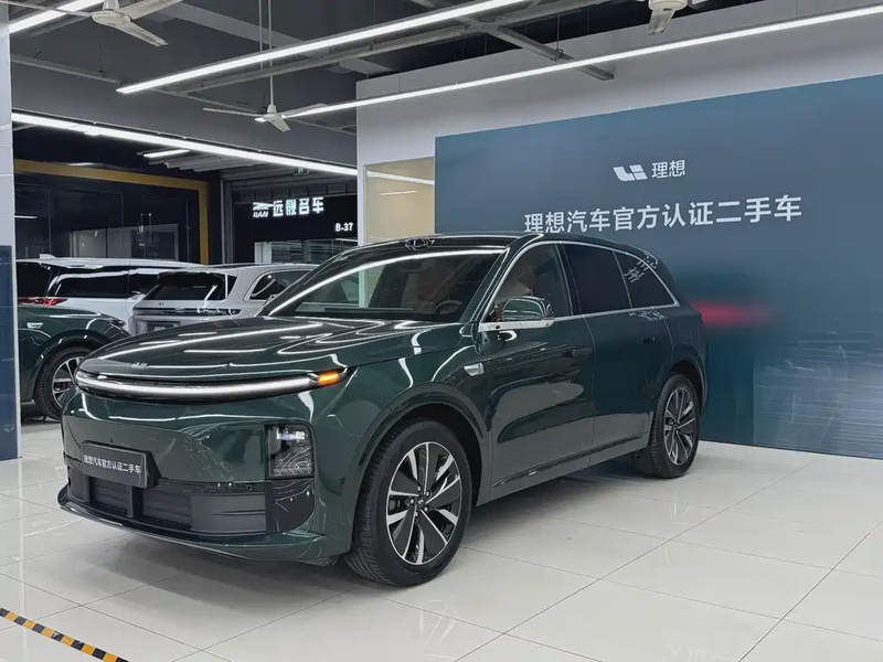Li Auto L6