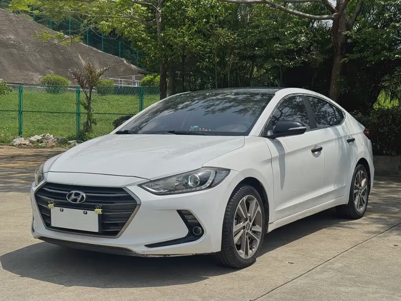 Hyundai Elantra
