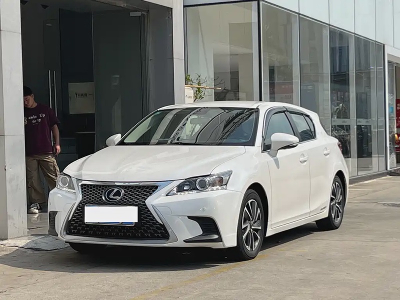 Lexus CT