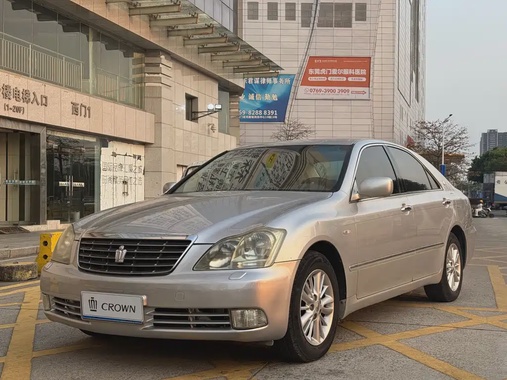 Toyota Crown 2005