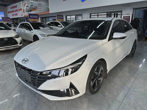 Hyundai Elantra 2023