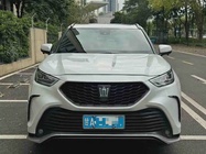 Toyota Crown Kluger 2022