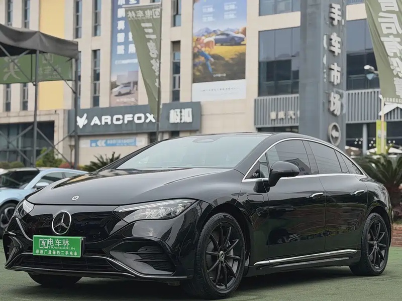 Mercedes-Benz EQE