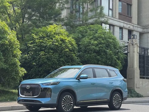 Chery Tiggo 8 PLUS 2025