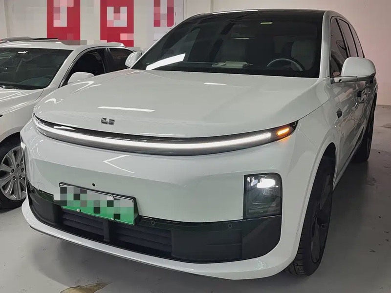Li Auto L6