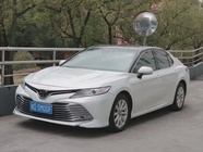 Toyota Camry 2019