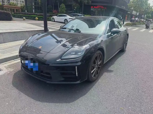 Porsche Panamera 2024