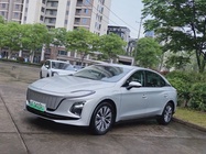 Hongqi E-QM5 2023